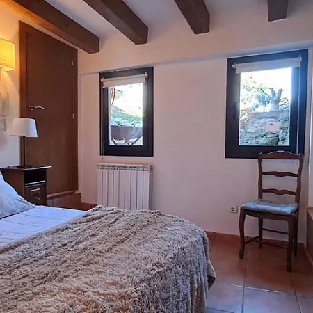 Alojamiento Compartido Cantroncxic San Pedro de Torelló Buitenkant foto